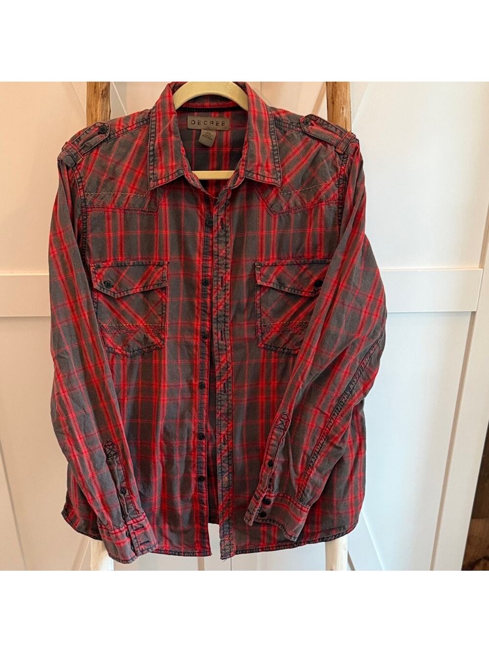 Decree Vibrant Red and Charcoal Plaid Shirt from The Buckle. L
